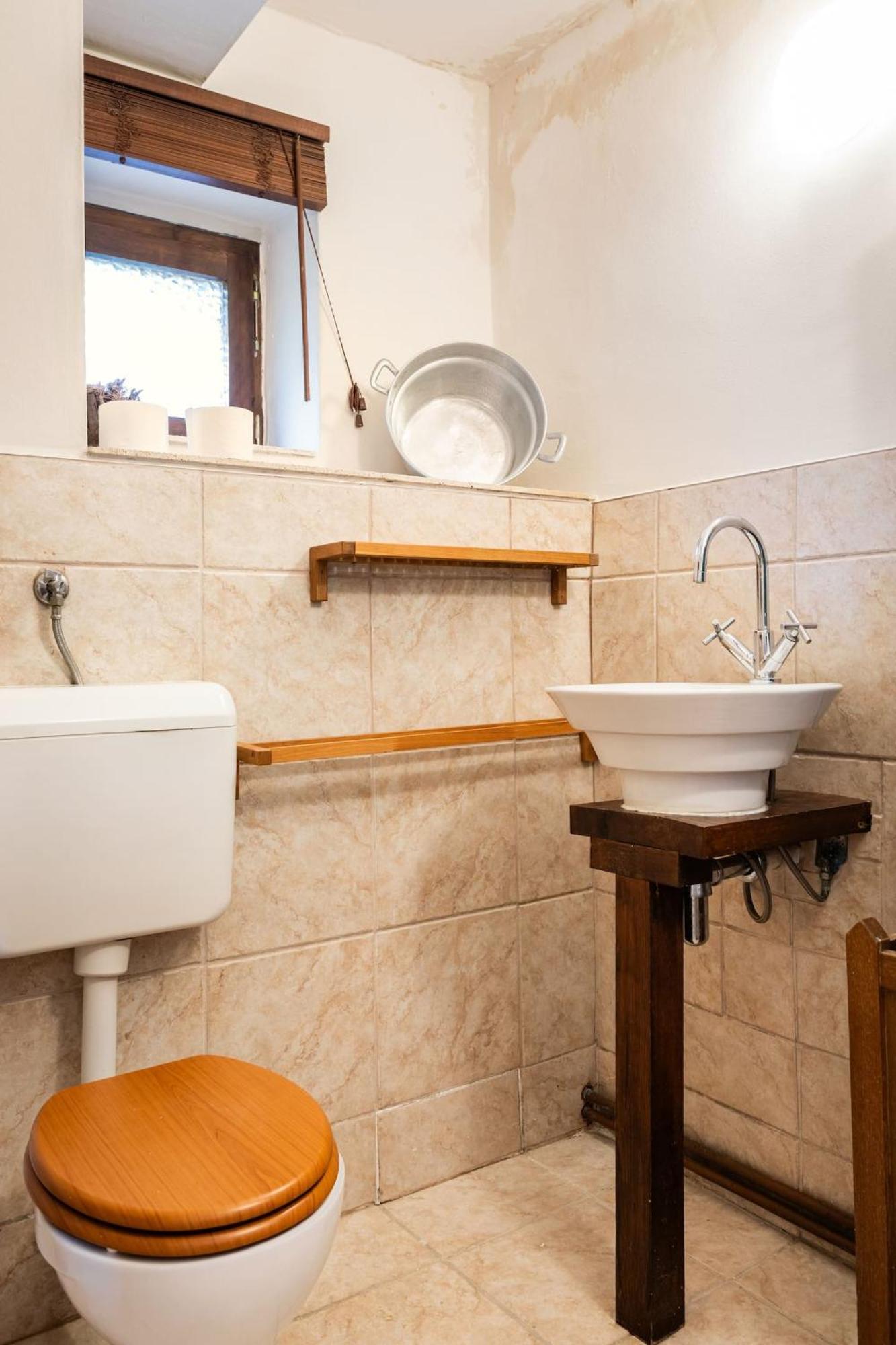 Holiday Home Katric Kamno المظهر الخارجي الصورة